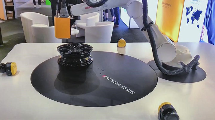 在線非接觸防爆涂層測(cè)厚系統(tǒng)