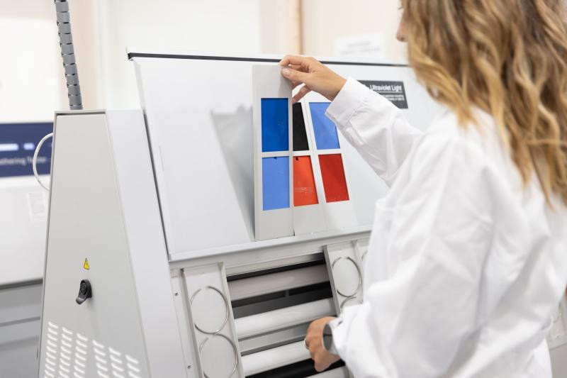 如何在紫外燈老化試驗箱進(jìn)行測試ASTM G154